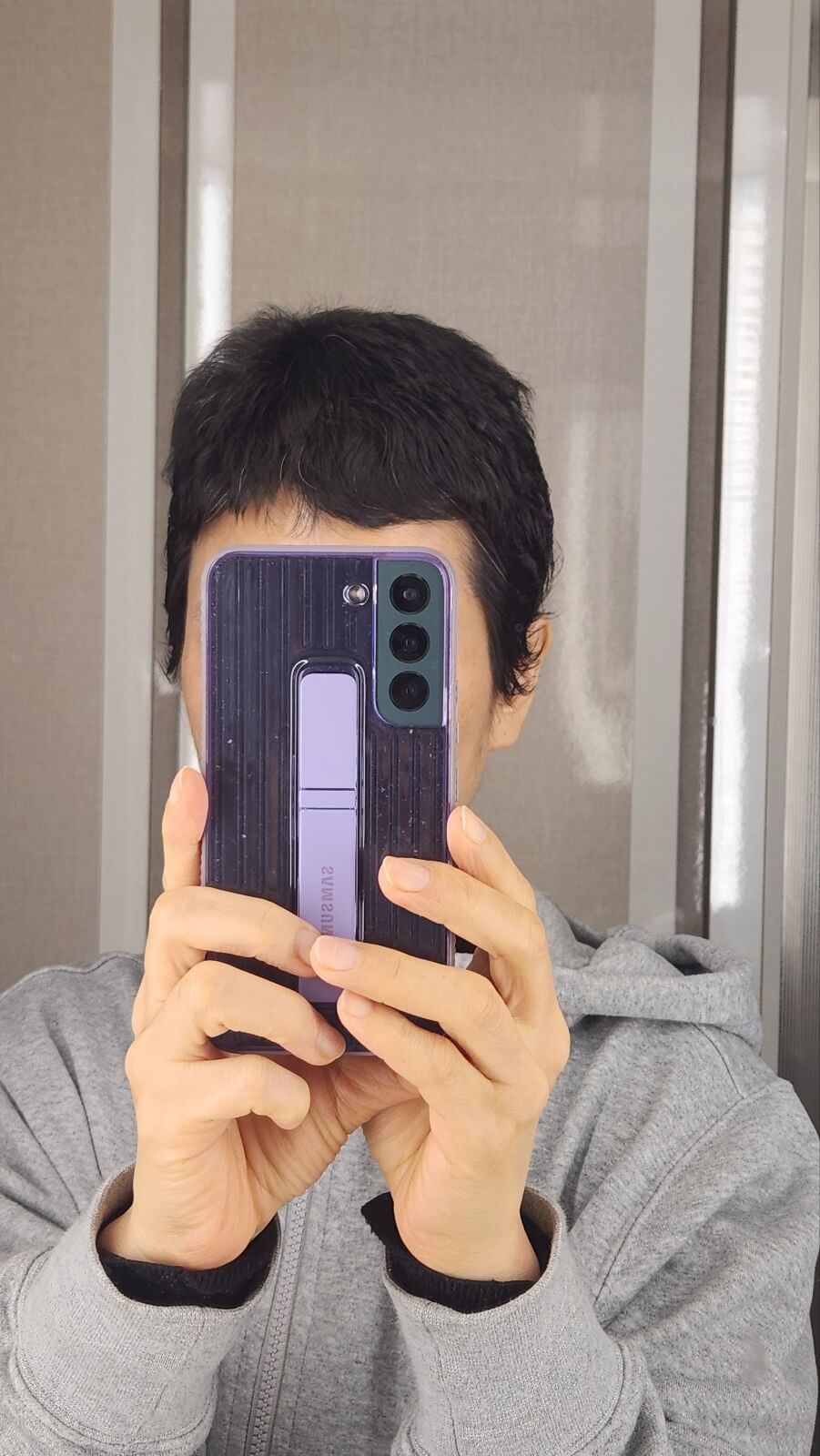 머리카락이 점점 곱슬로 변화되고 잘 자라는 모습