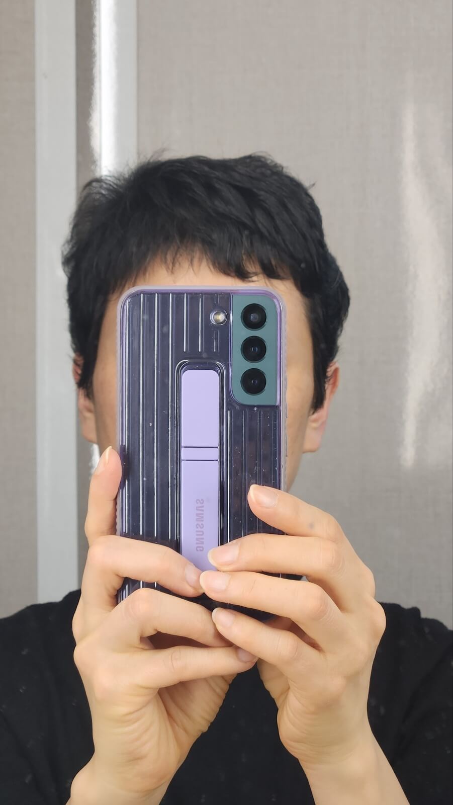 곱슬이 더 심해지고 숱이 확 많아보이는 사진